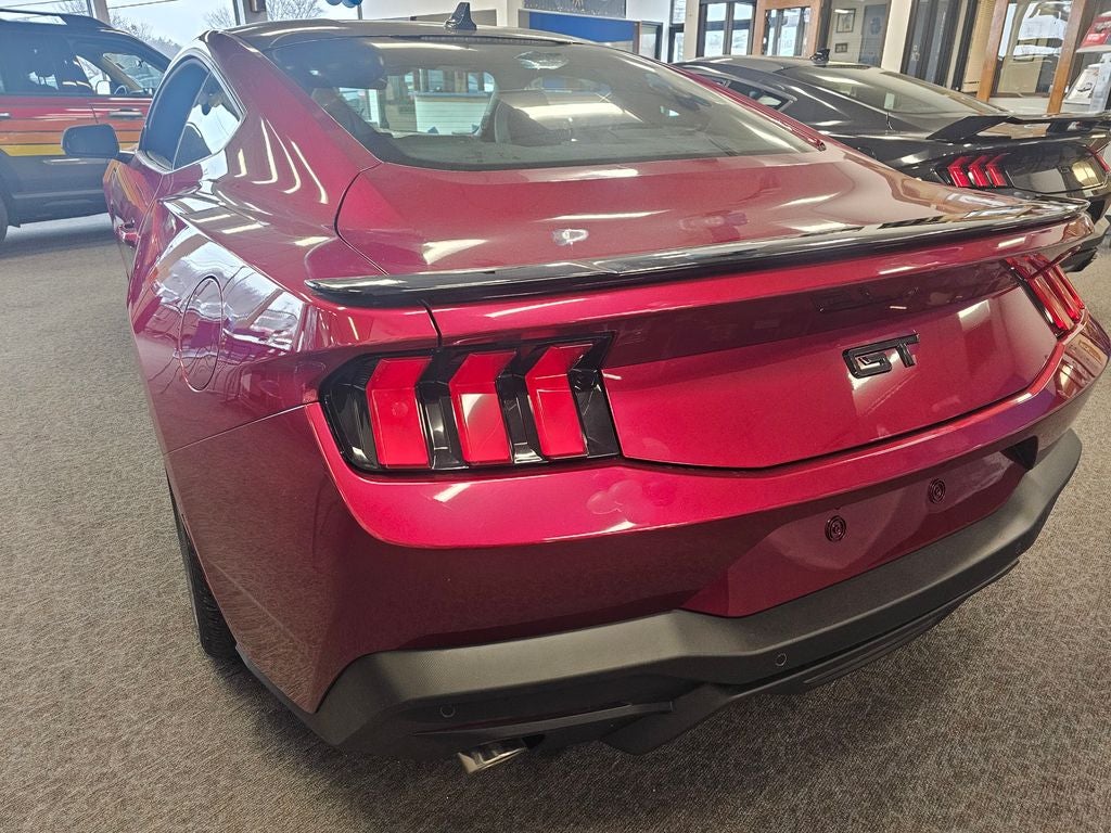 2025 Ford Mustang GT Premium Fastback