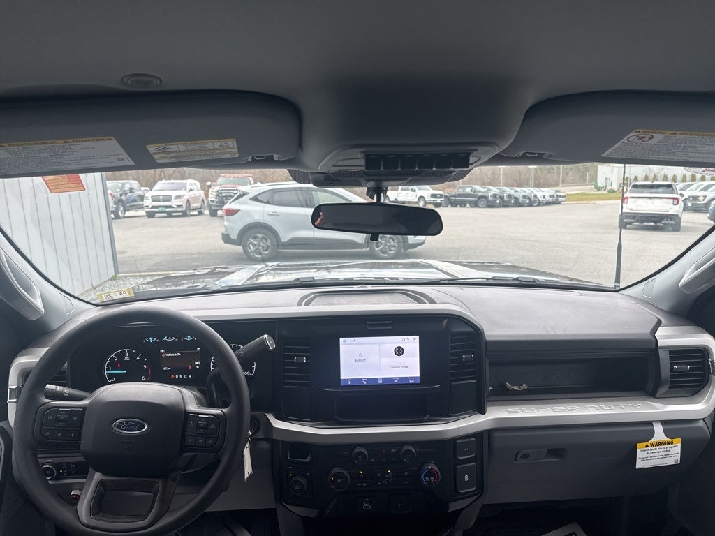 2025 Ford Chassis Cab F-550® XL W/ 9' SH 4-5 YARD DUMP