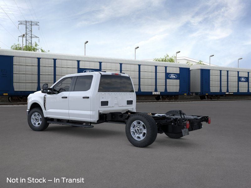 2026 Ford Chassis Cab F-350® XLT