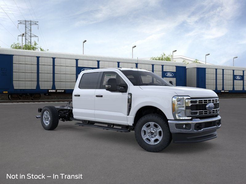 2026 Ford Chassis Cab F-350® XLT