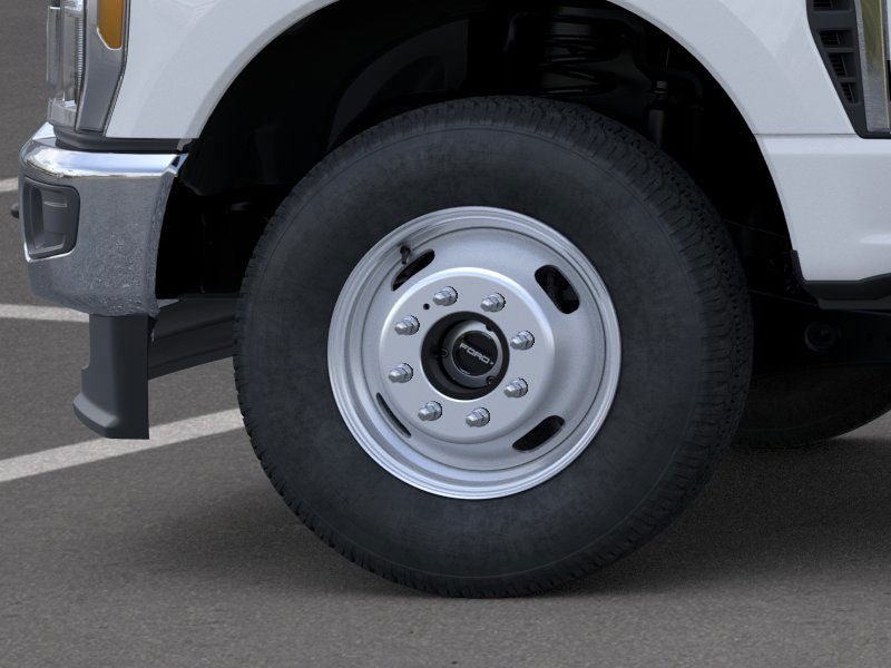 2026 Ford Chassis Cab F-350® XL