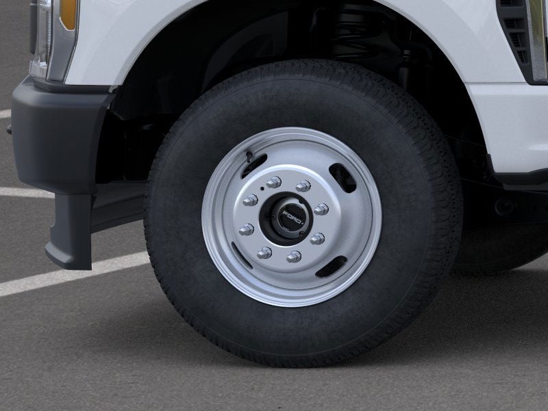 2026 Ford Chassis Cab F-350® XL