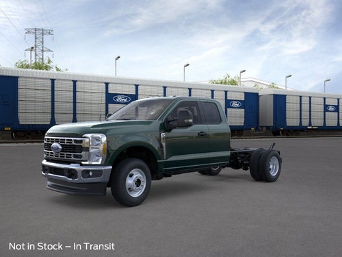 2026 Ford Chassis Cab F-350® XLT