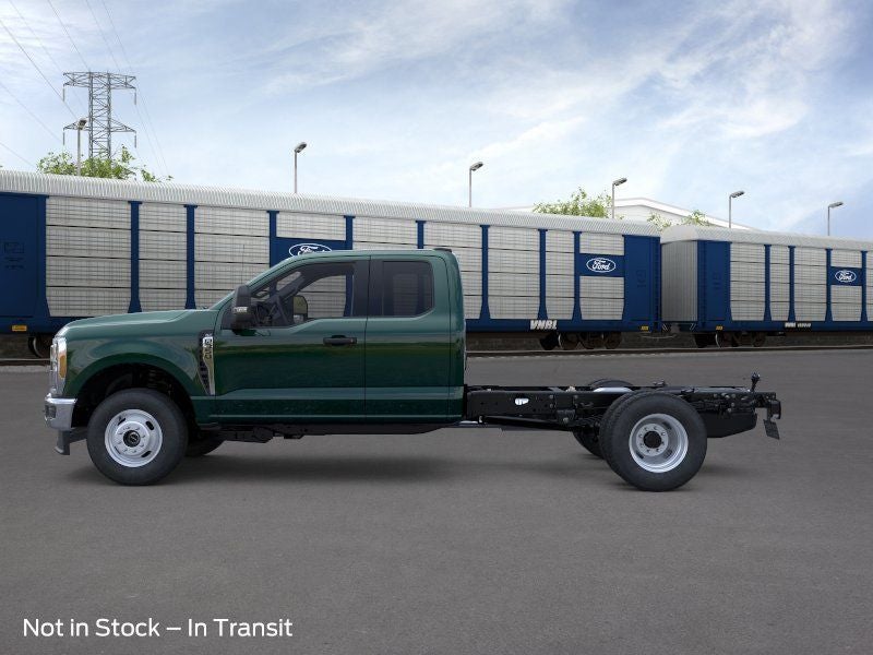 2026 Ford Chassis Cab F-350® XLT
