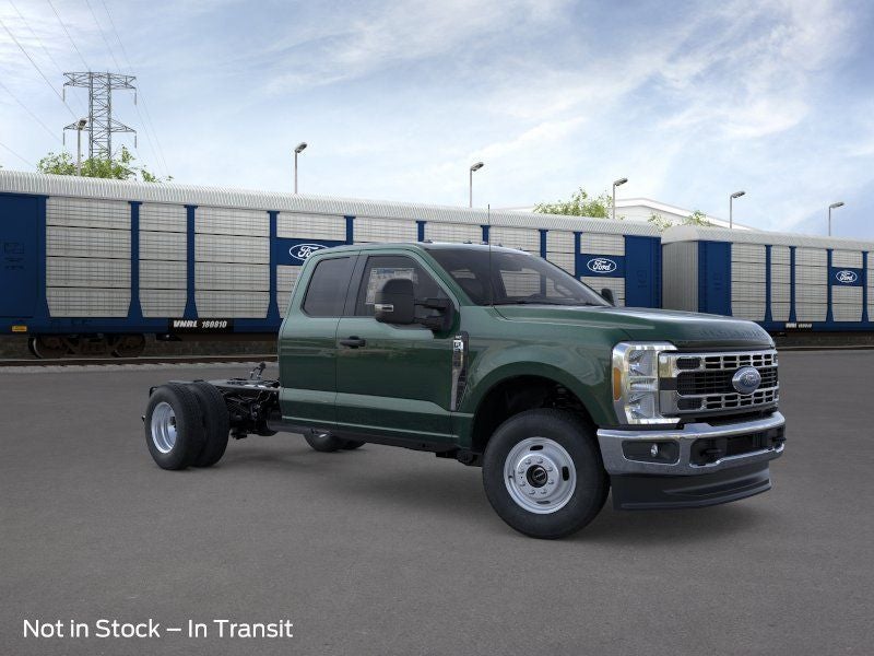 2026 Ford Chassis Cab F-350® XLT