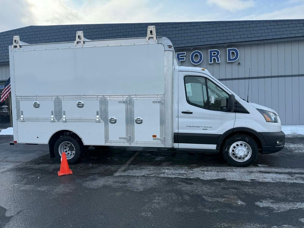 2025 Ford Transit Chassis Cutaway