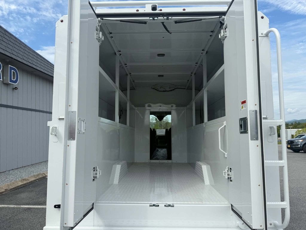2026 Ford Transit Chassis Cutaway