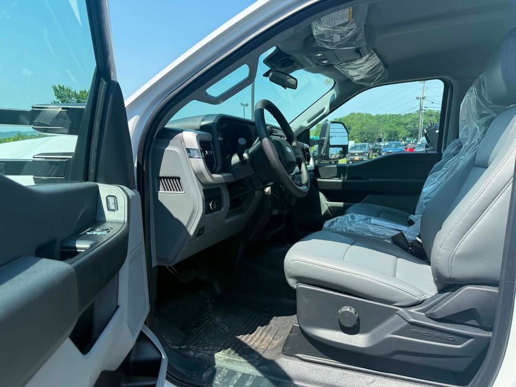 2026 Ford Chassis Cab F-550® XL