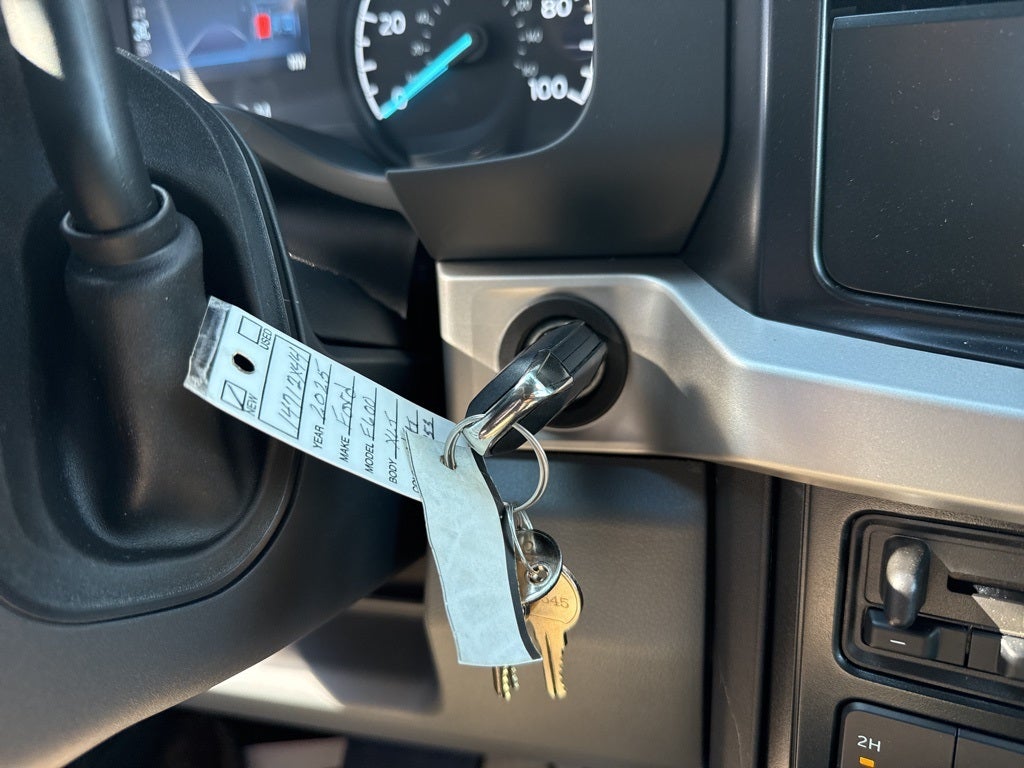 2025 Ford F-600 XLT W/ 11' SH 4-5 YARD DUMP BODY