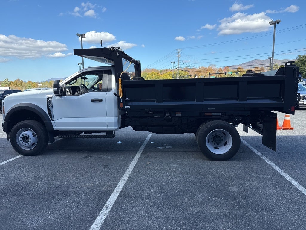 2025 Ford F-600 XLT W/ 11' SH 4-5 YARD DUMP BODY