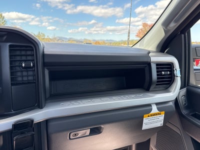 2025 Ford Chassis Cab F-600® XL