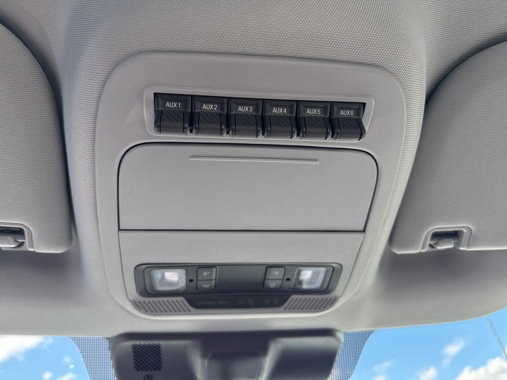 2025 Ford Chassis Cab F-600® XL