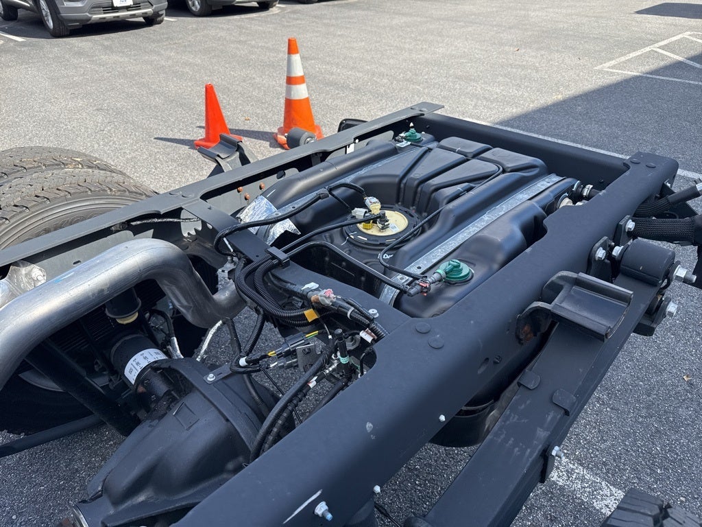 2025 Ford Chassis Cab F-600® XL