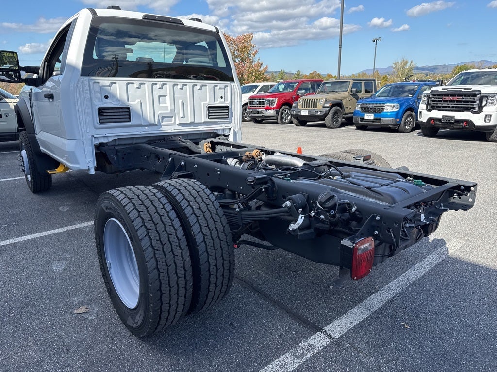 2025 Ford Chassis Cab F-600® XL