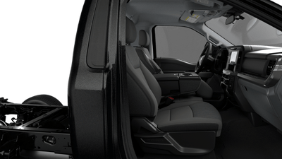 2027 Ford Chassis Cab F-350® XLT