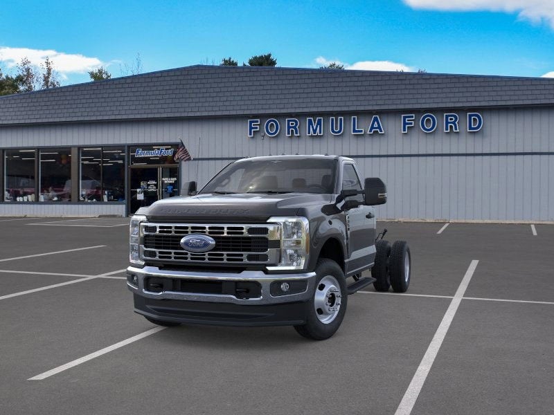 2026 Ford Chassis Cab F-350® XL