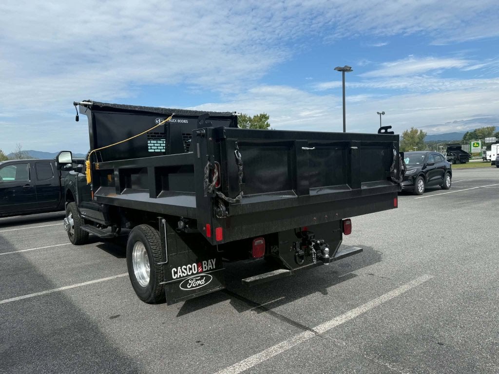 2026 Ford Chassis Cab F-350® XL