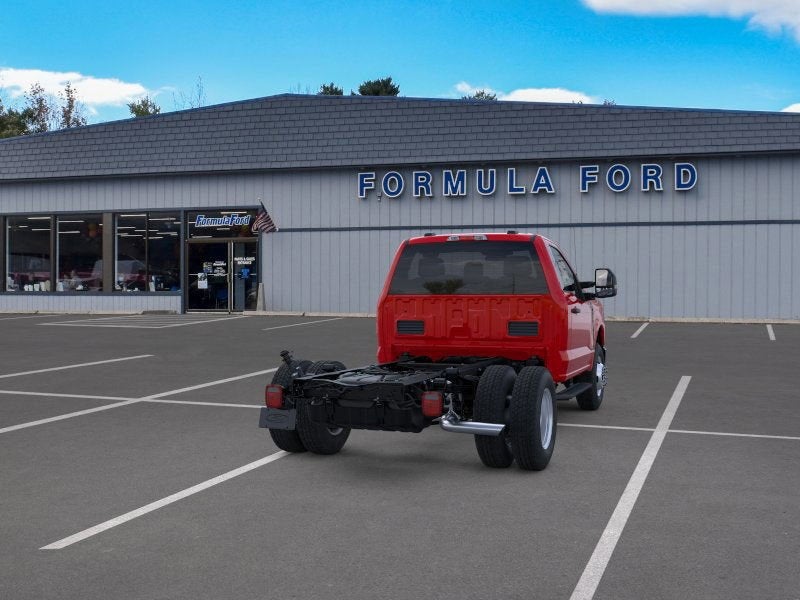 2026 Ford Chassis Cab F-350® XL