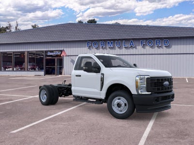 2026 Ford Chassis Cab F-350® XL