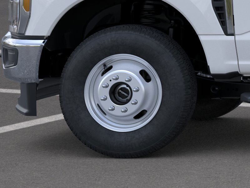 2026 Ford Chassis Cab F-350® XL