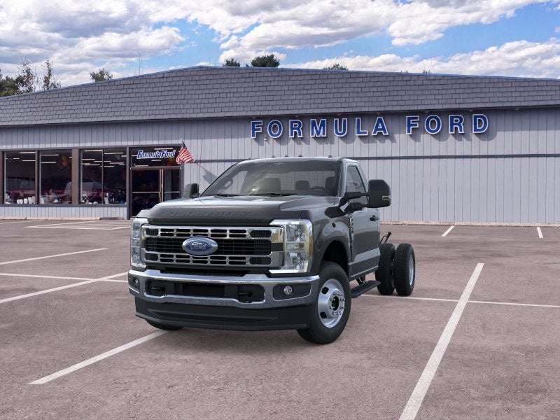 2026 Ford Chassis Cab F-350® XL