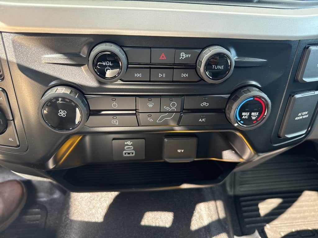 2026 Ford Chassis Cab F-350® XL