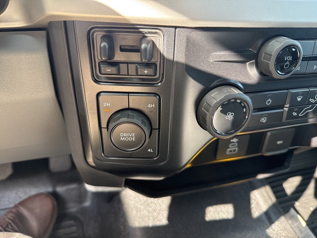 2026 Ford Chassis Cab F-350® XL