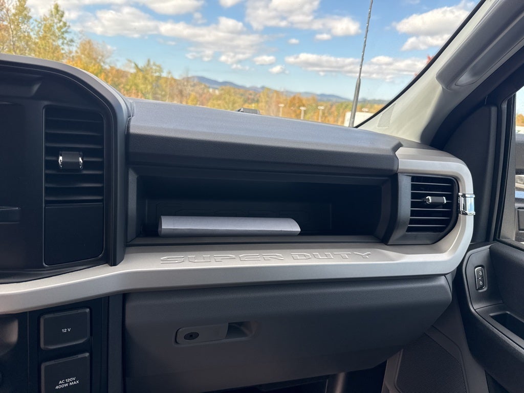 2026 Ford Chassis Cab F-350® XL