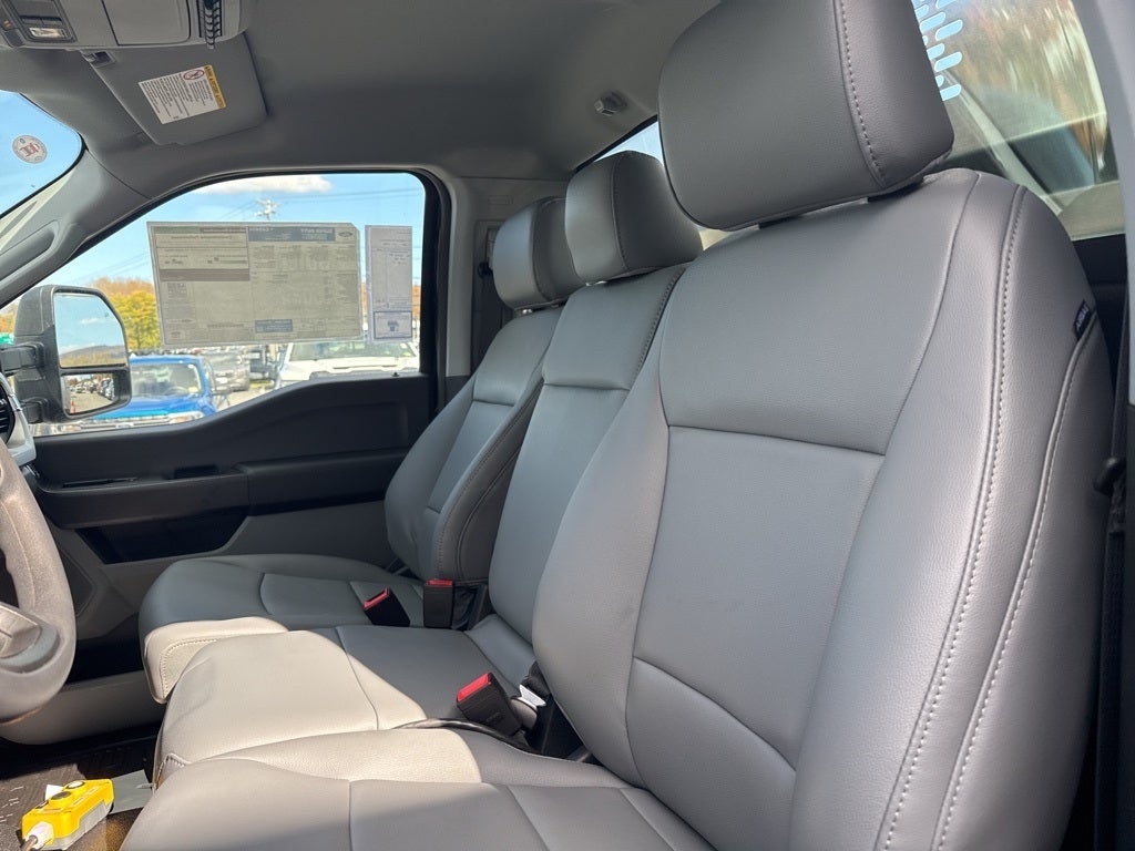 2026 Ford Chassis Cab F-350® XL