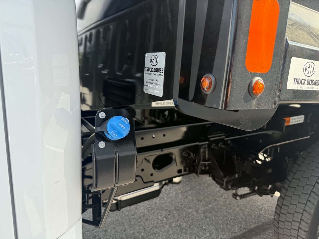 2027 Ford Chassis Cab F-550® XL