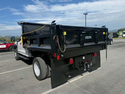 2027 Ford Chassis Cab F-550® XL