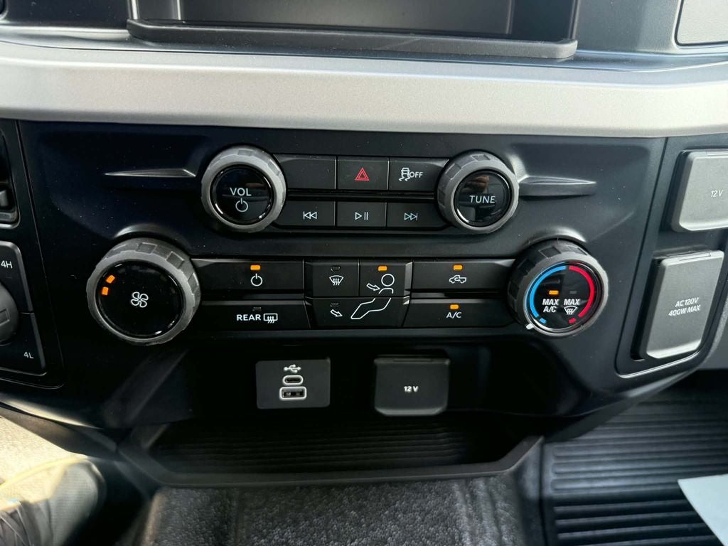 2027 Ford Chassis Cab F-550® XL