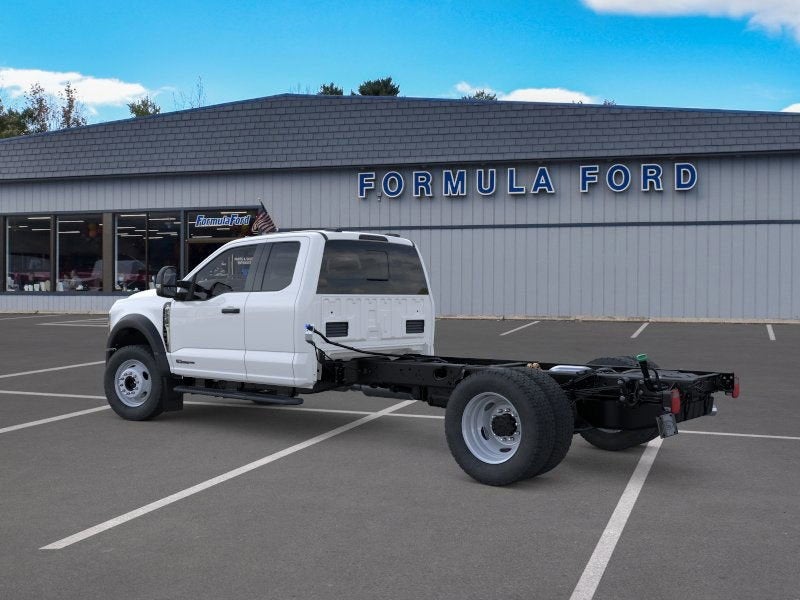 2025 Ford Chassis Cab F-550® XL