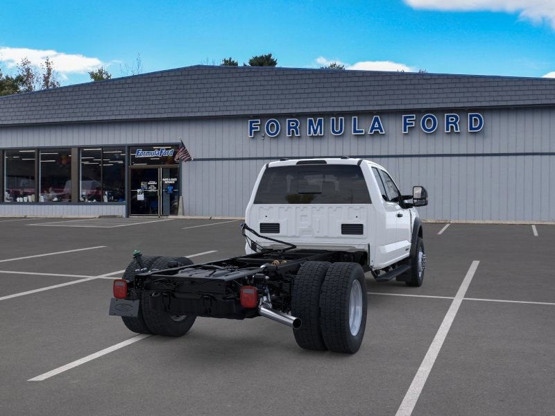 2025 Ford Chassis Cab F-550® XL