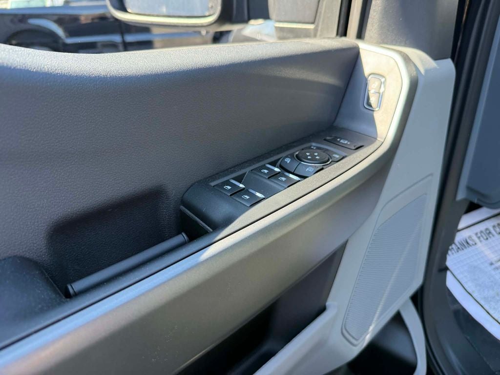 2026 Ford Chassis Cab F-550® XLT