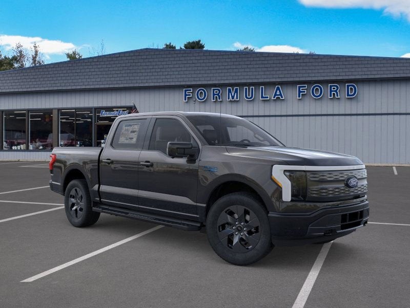 2025 Ford F-150 Lightning Lariat®