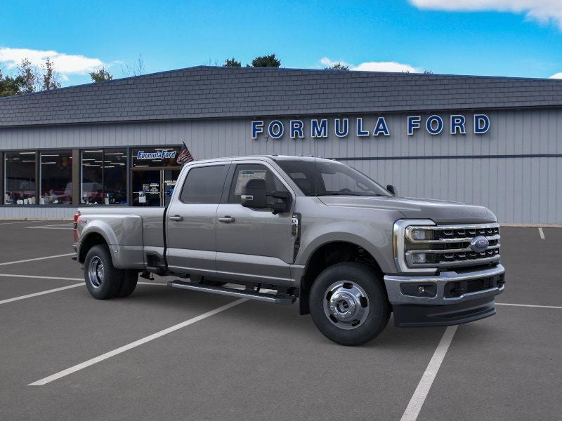 2026 Ford Super Duty F-350® XLT