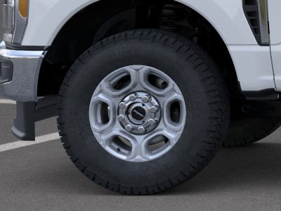 2026 Ford Super Duty F-350® XLT