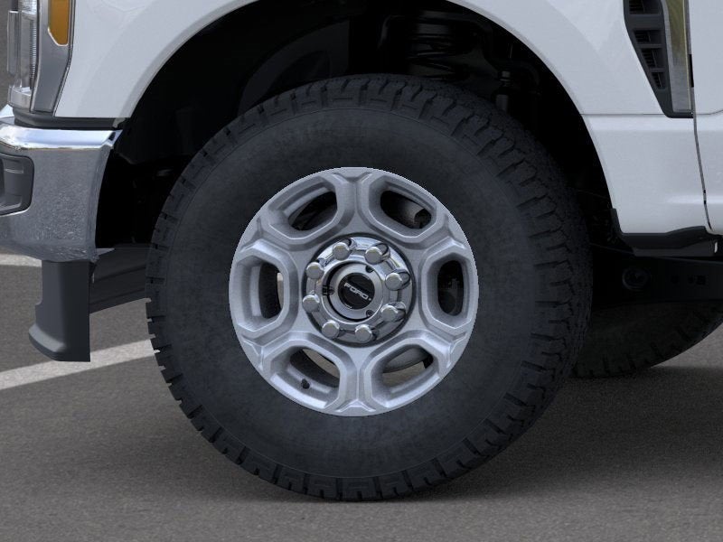 2026 Ford Super Duty F-350® XLT