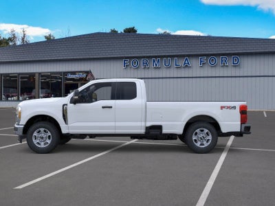 2026 Ford Super Duty F-350® XLT