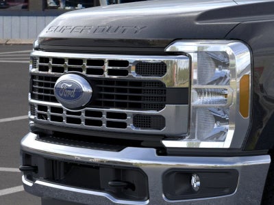 2026 Ford Super Duty F-350® XLT