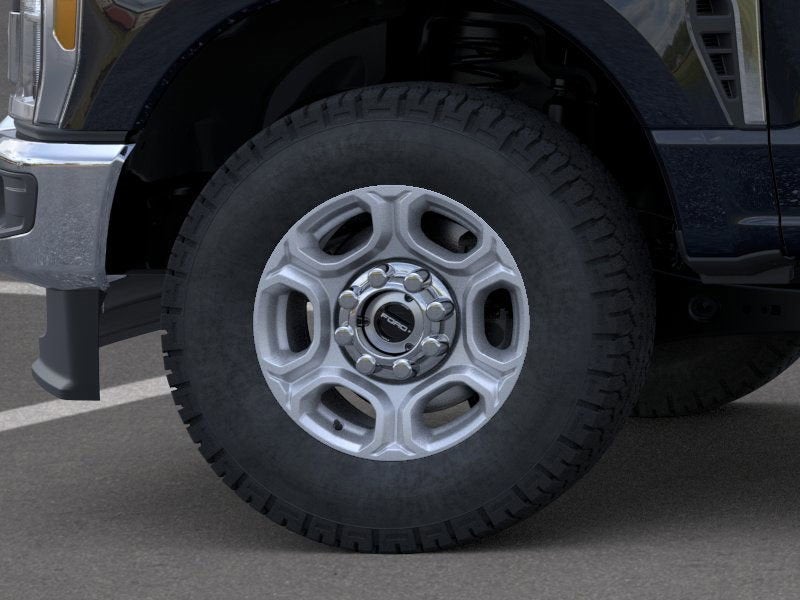 2026 Ford Super Duty F-350® XLT