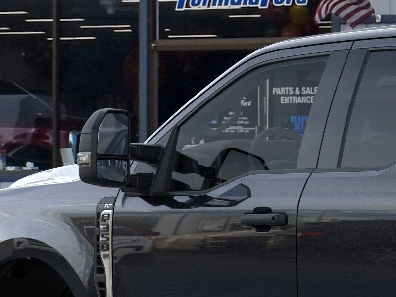 2026 Ford Super Duty F-350® XLT