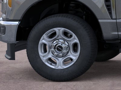 2026 Ford Super Duty F-350® XLT