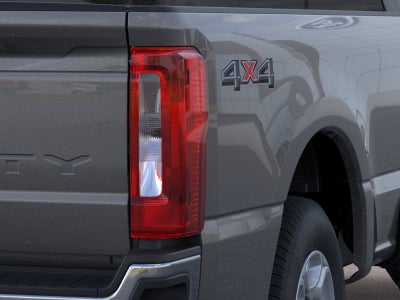 2026 Ford Super Duty F-350® XLT
