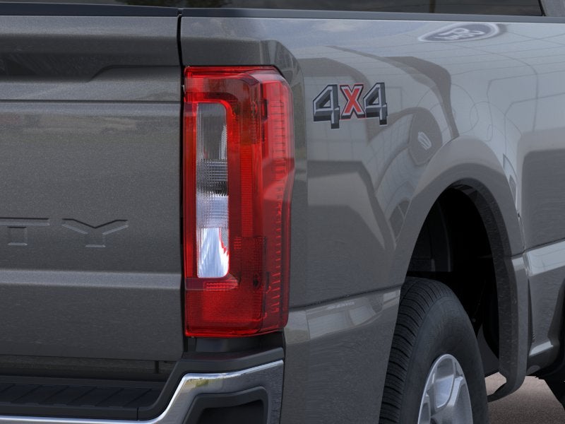 2026 Ford Super Duty F-350® XLT