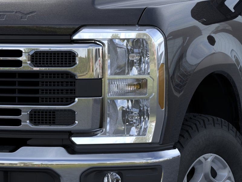 2026 Ford Super Duty F-350® XLT