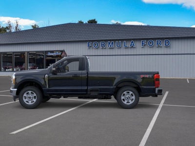 2026 Ford Super Duty F-350® XLT