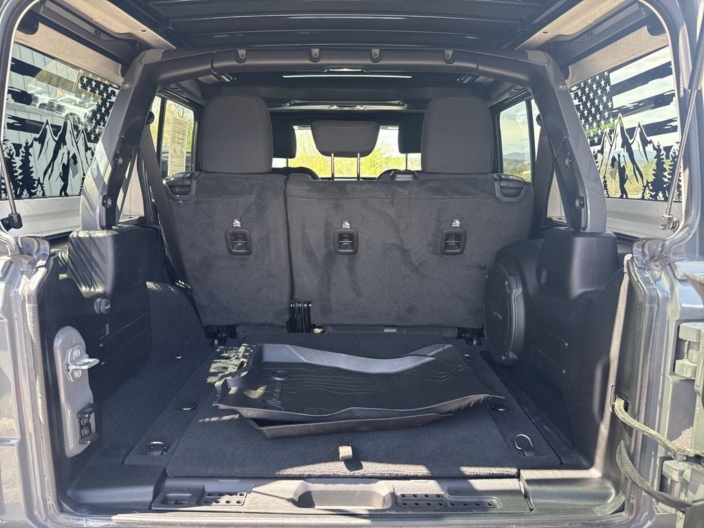 2022 Jeep Wrangler Unlimited Willys