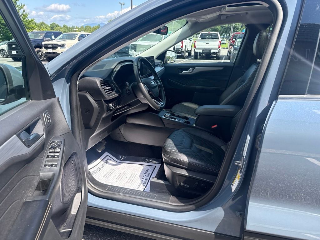 2023 Ford Escape Platinum